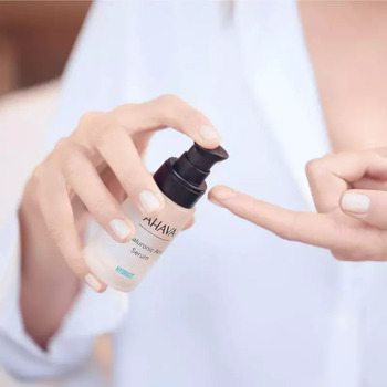 Hyaluronic Acid Serum - Pleťové sérum